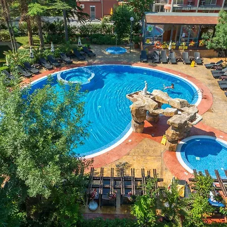 Venus Hotel 2*