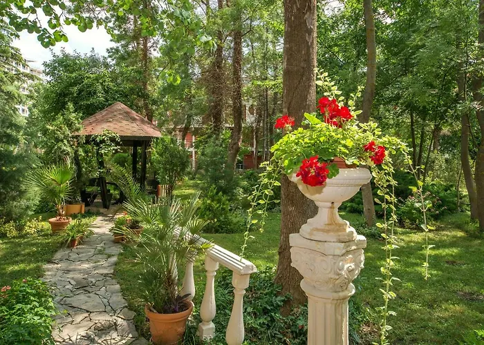 Venus Готель 2*